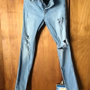 distressed skinny jeans
